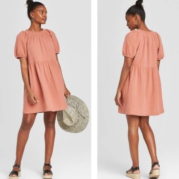 Universal Thread Dresses & Skirts - Universal Thread Dress Pink Gauze Smocked Short Sleeve Crewneck Shift